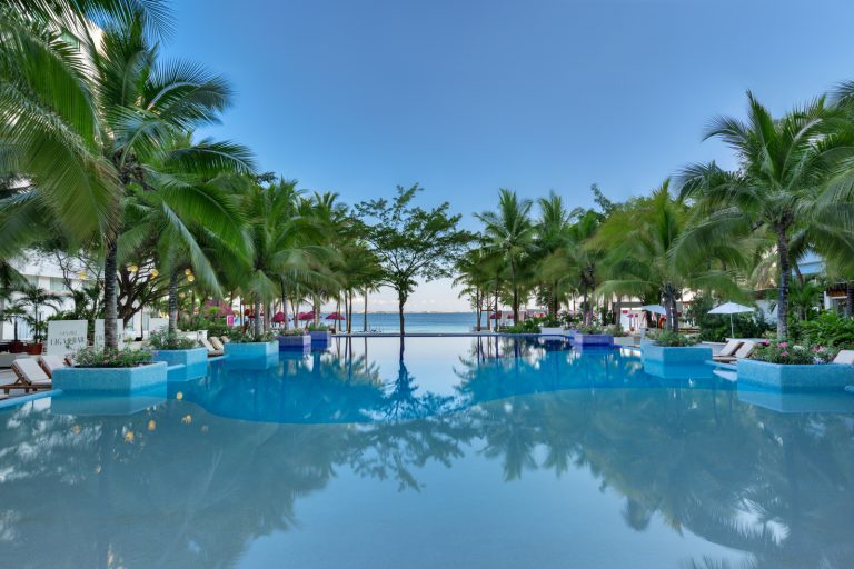 The Sens Cancun